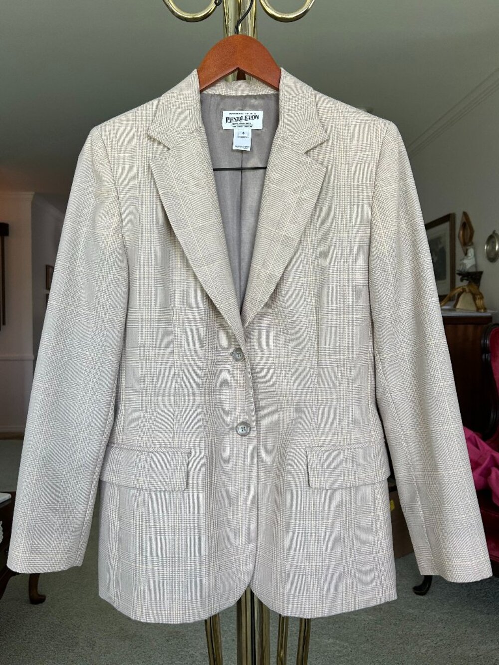 plaid grey beige Pendleton blazer size 6 straight wool